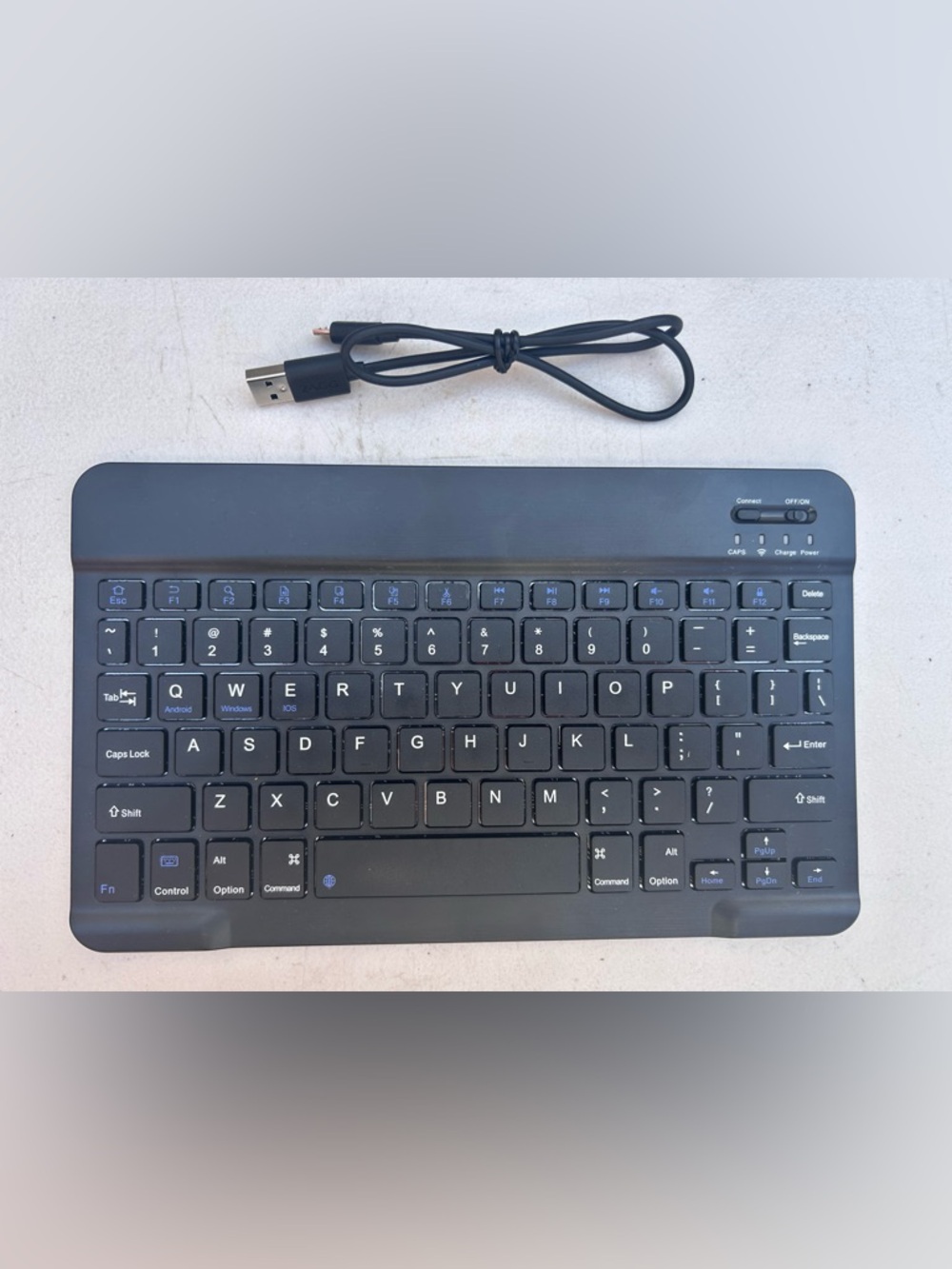 Slim Bluetooth Keyboard Portable Compact Travel iPad iPhone Android Tablet WORKS